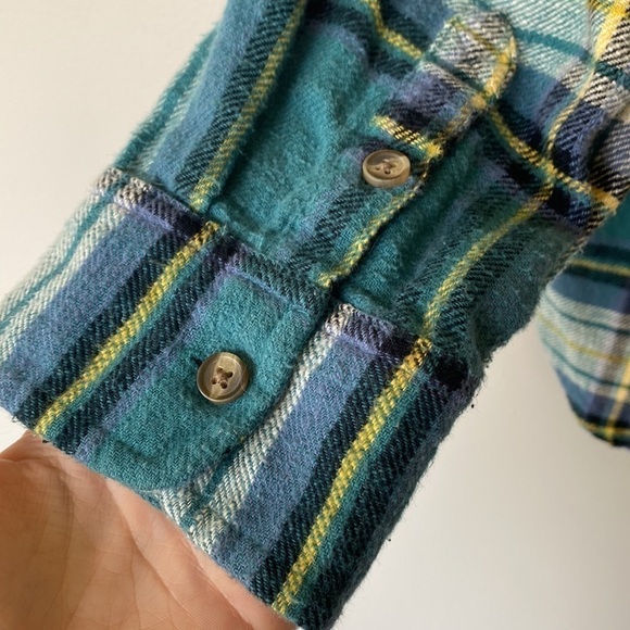 AMERICAN Eagle oversized fit boyfriend plaid flannel button down shirt Sz S - Picture 5 of 10